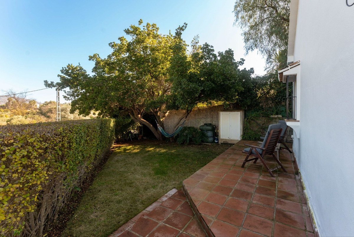 4 Bed Townhouse for sale in Alhaurín El Grande Costa Del Sol, Málaga, Spain