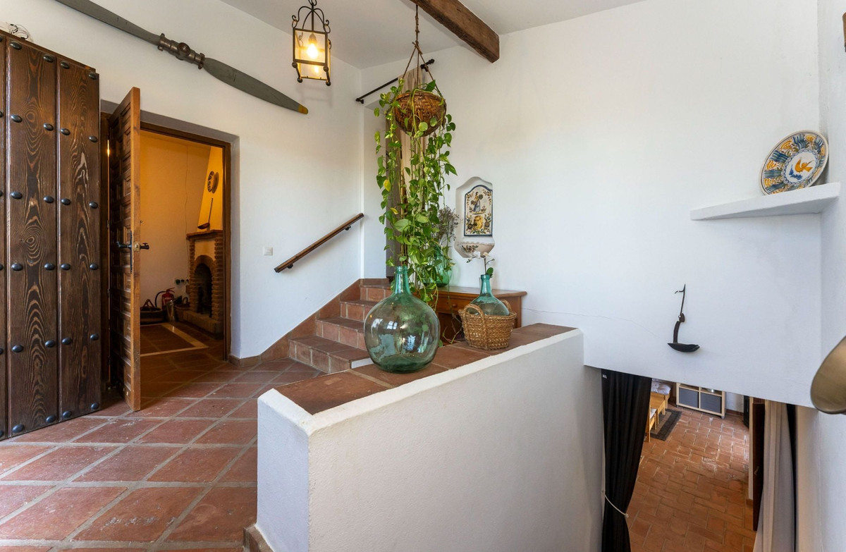 4 Bed Townhouse for sale in Alhaurín El Grande Costa Del Sol, Málaga, Spain