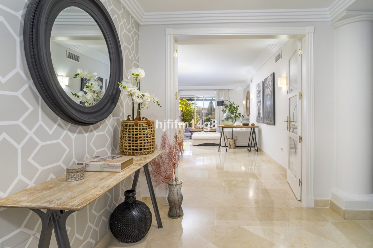 Se vende Apartamento Planta Baja de 2 dormitorios en Costa Del Sol, Málaga, España