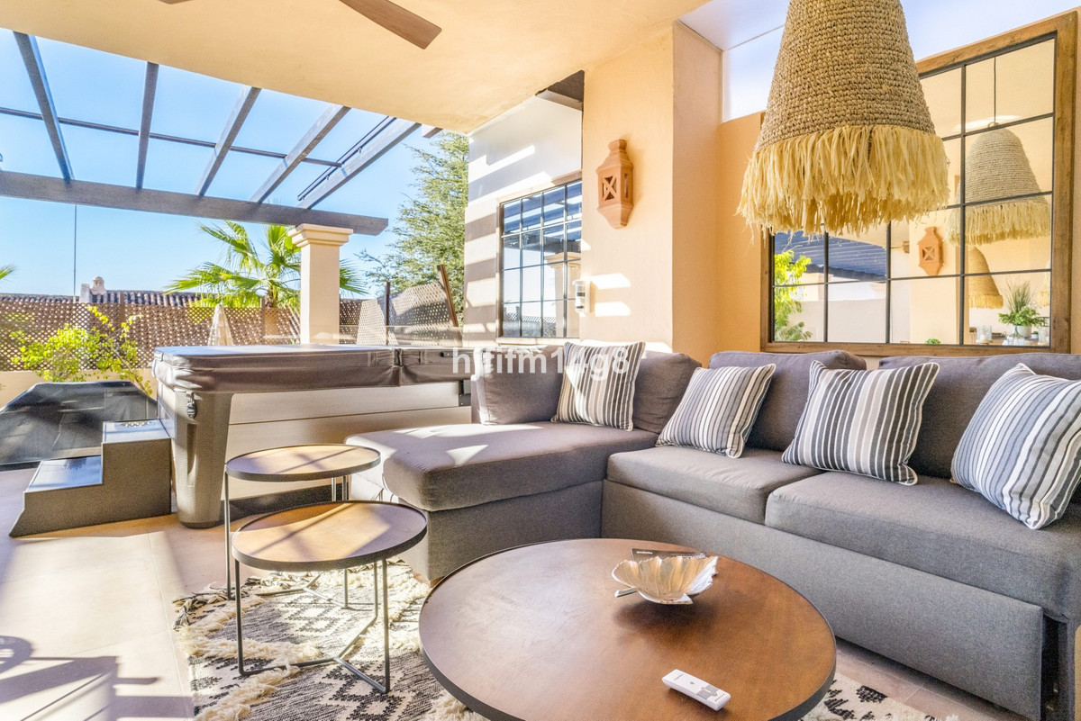 Se vende Apartamento Planta Baja de 2 dormitorios en Costa Del Sol, Málaga, España