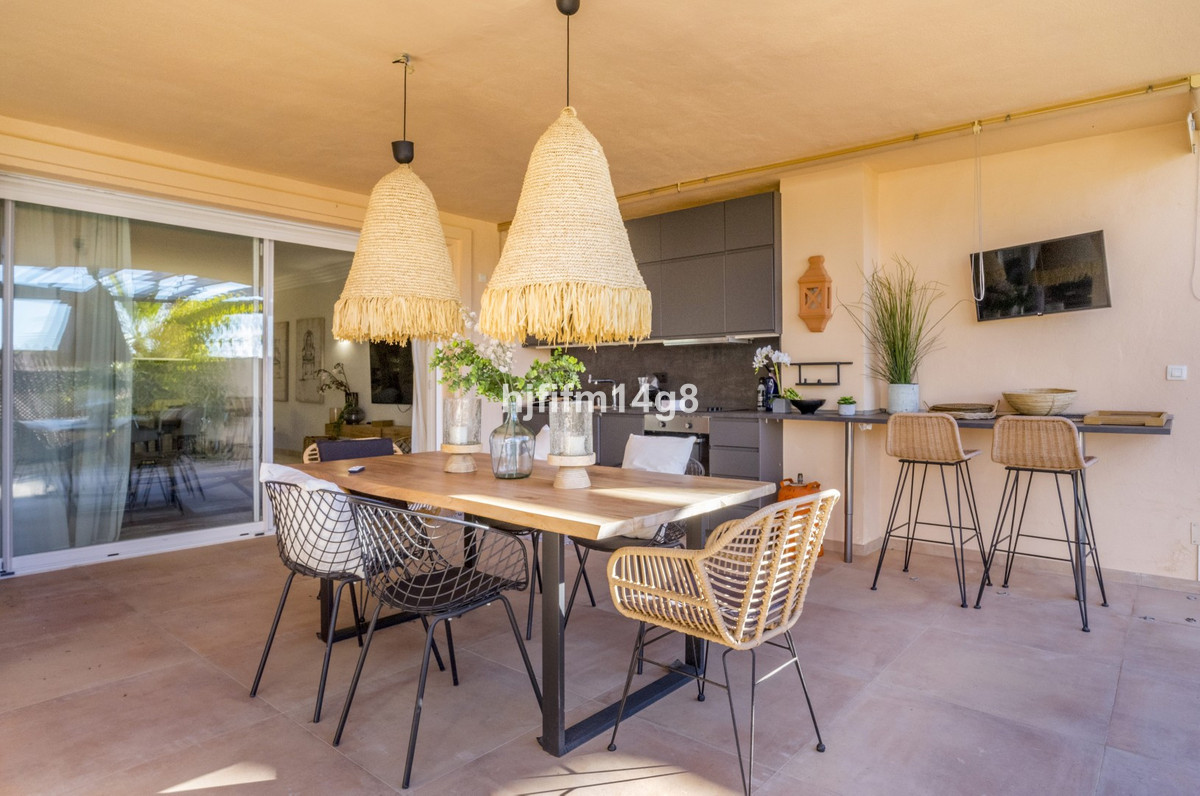 Se vende Apartamento Planta Baja de 2 dormitorios en Costa Del Sol, Málaga, España