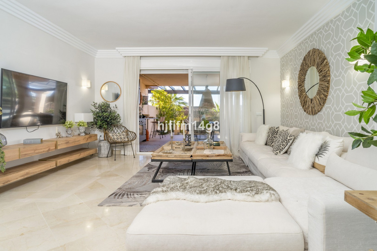 Se vende Apartamento Planta Baja de 2 dormitorios en Costa Del Sol, Málaga, España