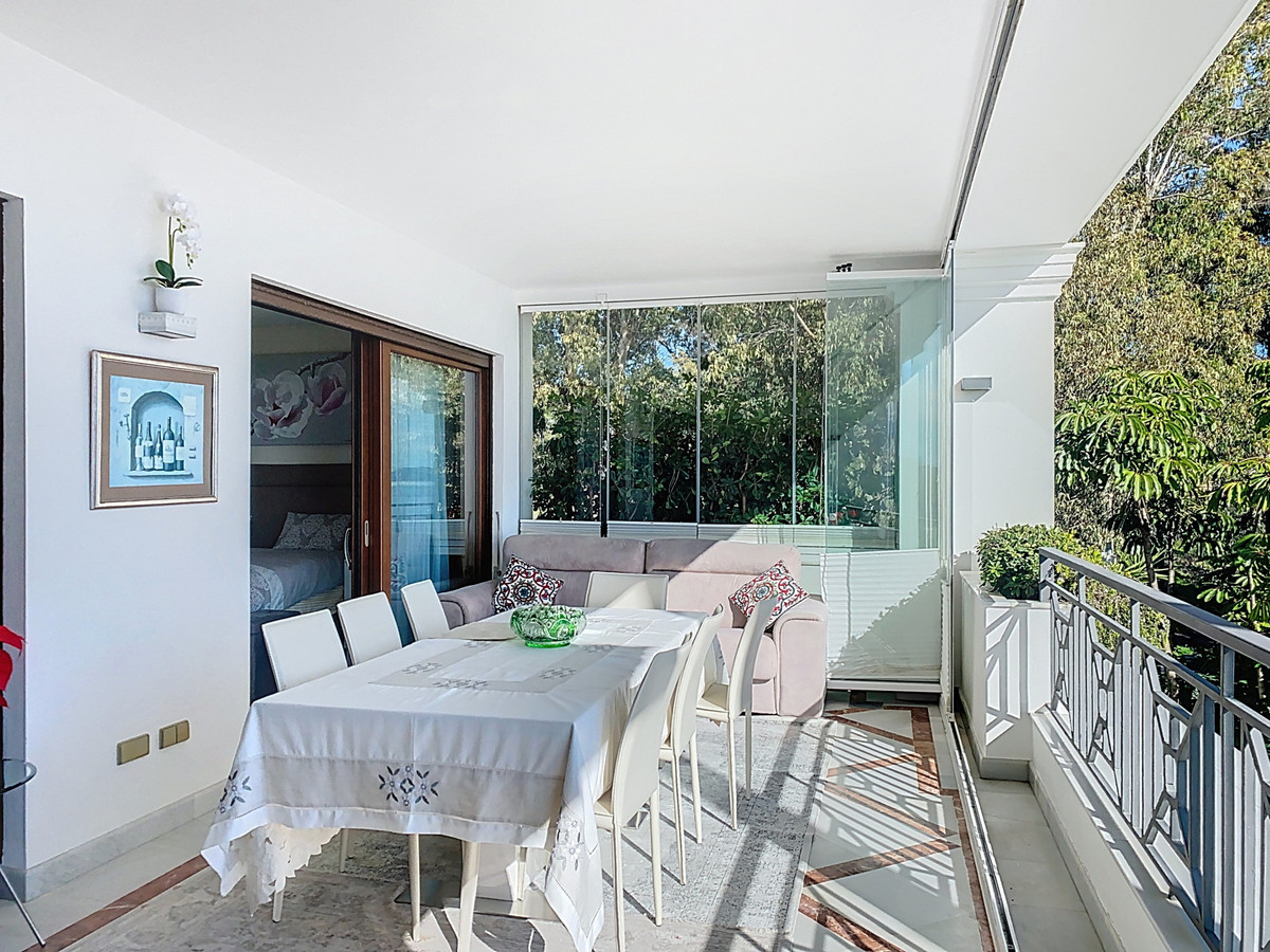 Se vende Apartamento Planta Media de 2 dormitorios en Costa Del Sol, Málaga, España