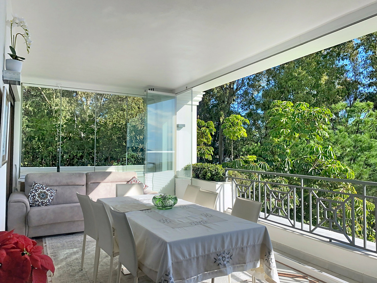 Se vende Apartamento Planta Media de 2 dormitorios en Costa Del Sol, Málaga, España