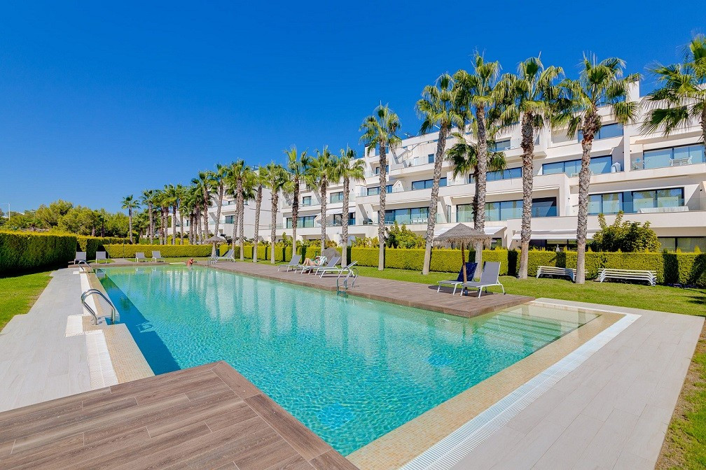 3 Bed Apartment for sale in Las Colinas Golf Costa Blanca, Alicante, Spain