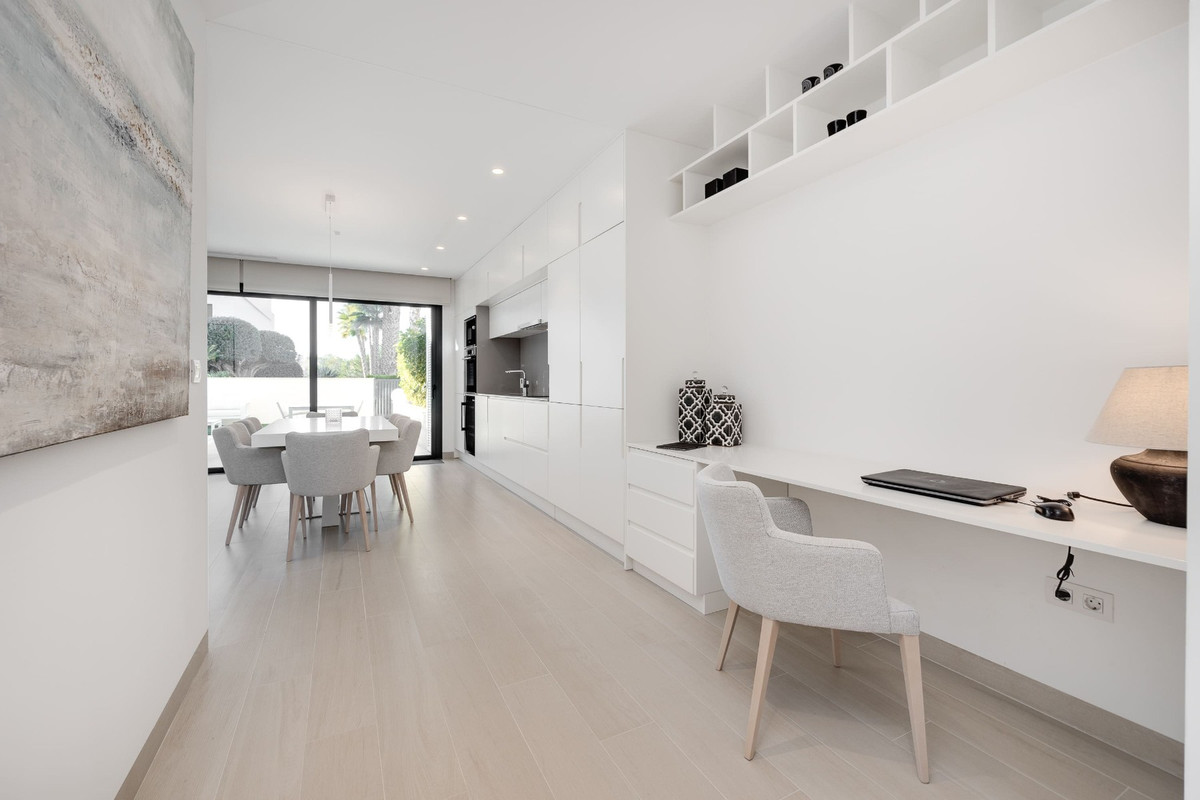 3 Bed Apartment for sale in Las Colinas Golf Costa Blanca, Alicante, Spain