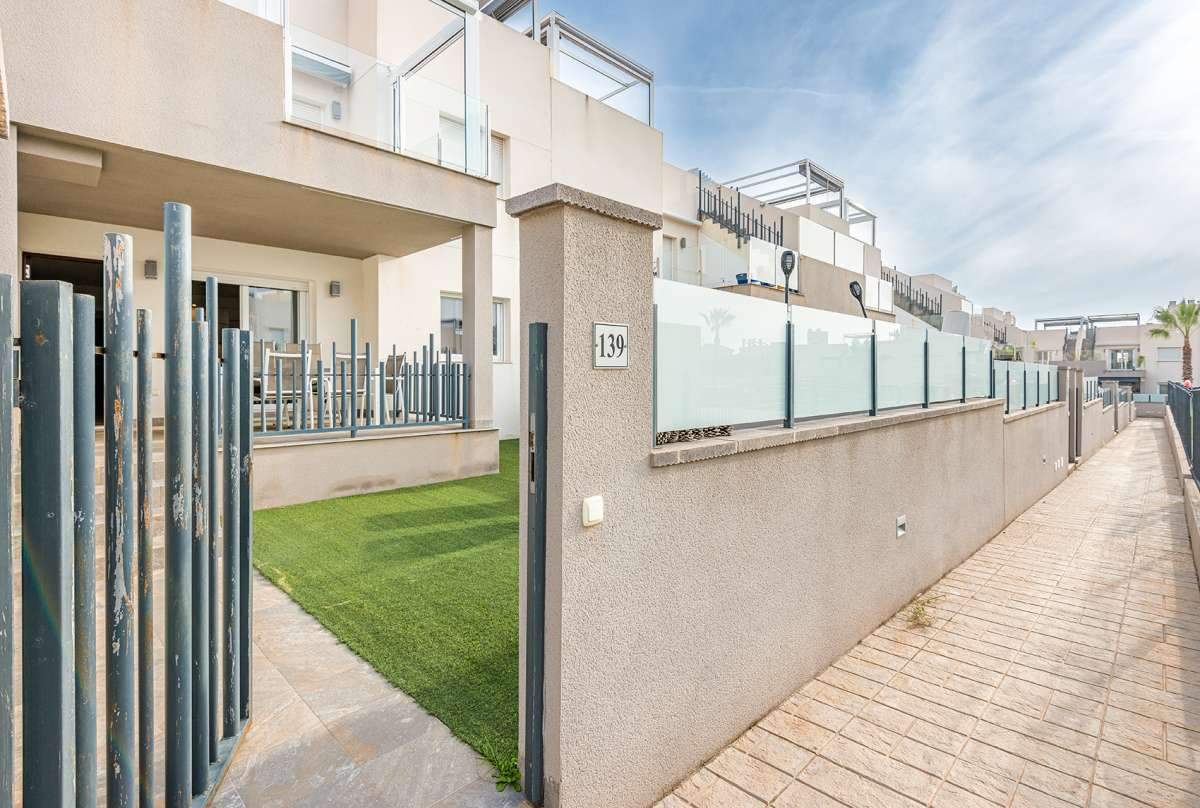 3 Bed Townhouse for sale in Aguas Nuevas Costa Blanca, Alicante, Spain