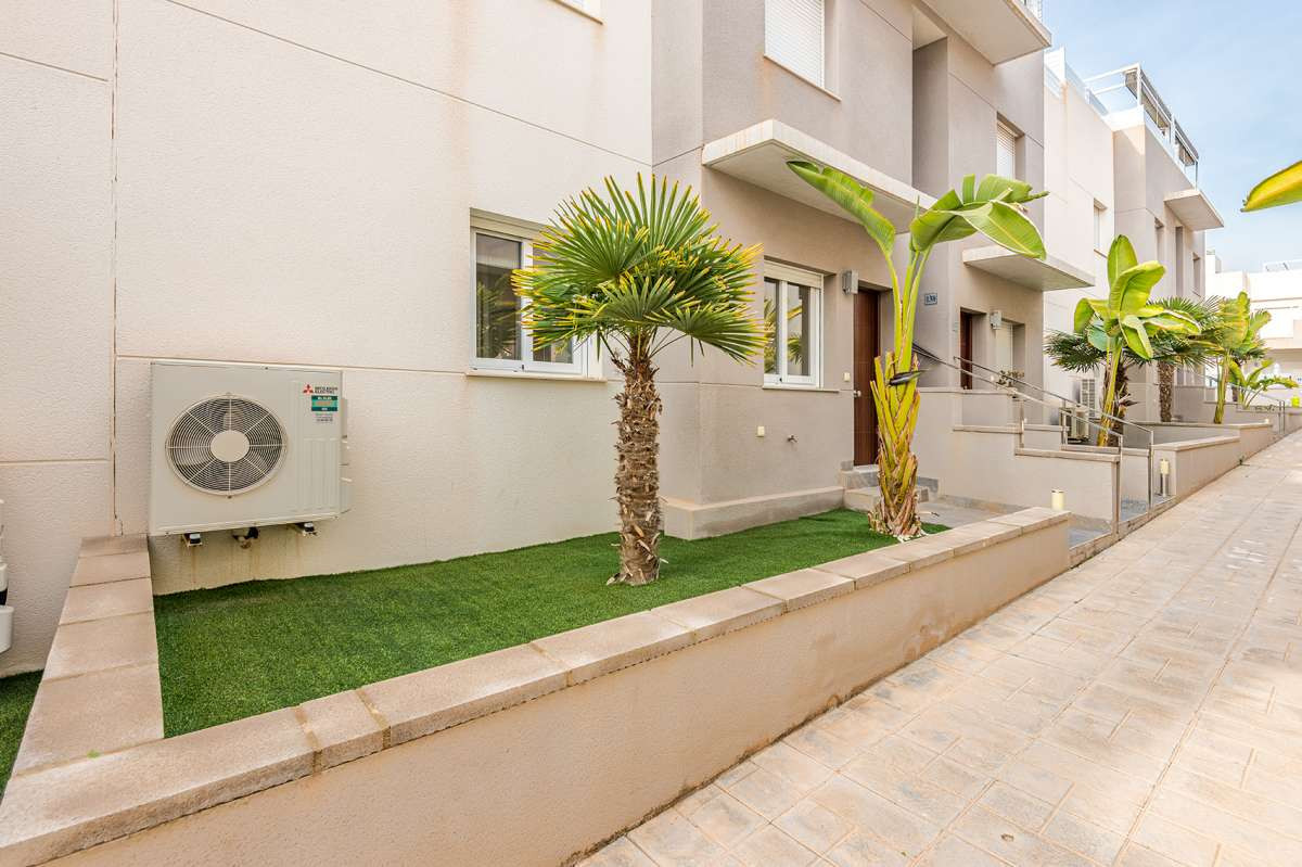3 Bed Townhouse for sale in Aguas Nuevas Costa Blanca, Alicante, Spain