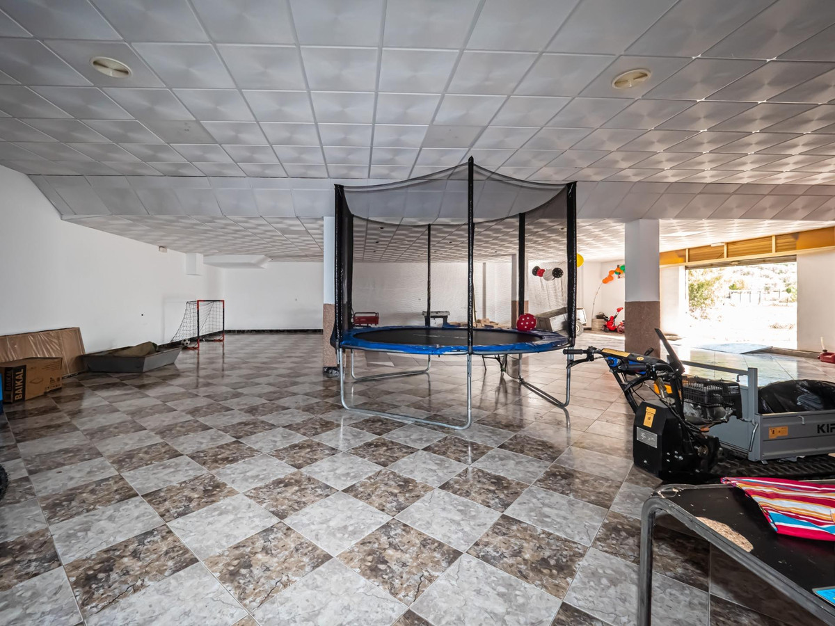 Se vende Local comercial  en Costa Del Sol, Málaga, España