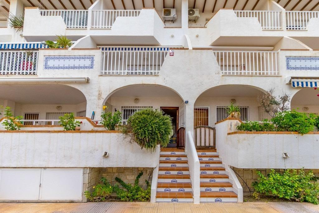 Se vende Apartamento Planta Baja de 1 dormitorios en Costa Blanca, Alicante, España