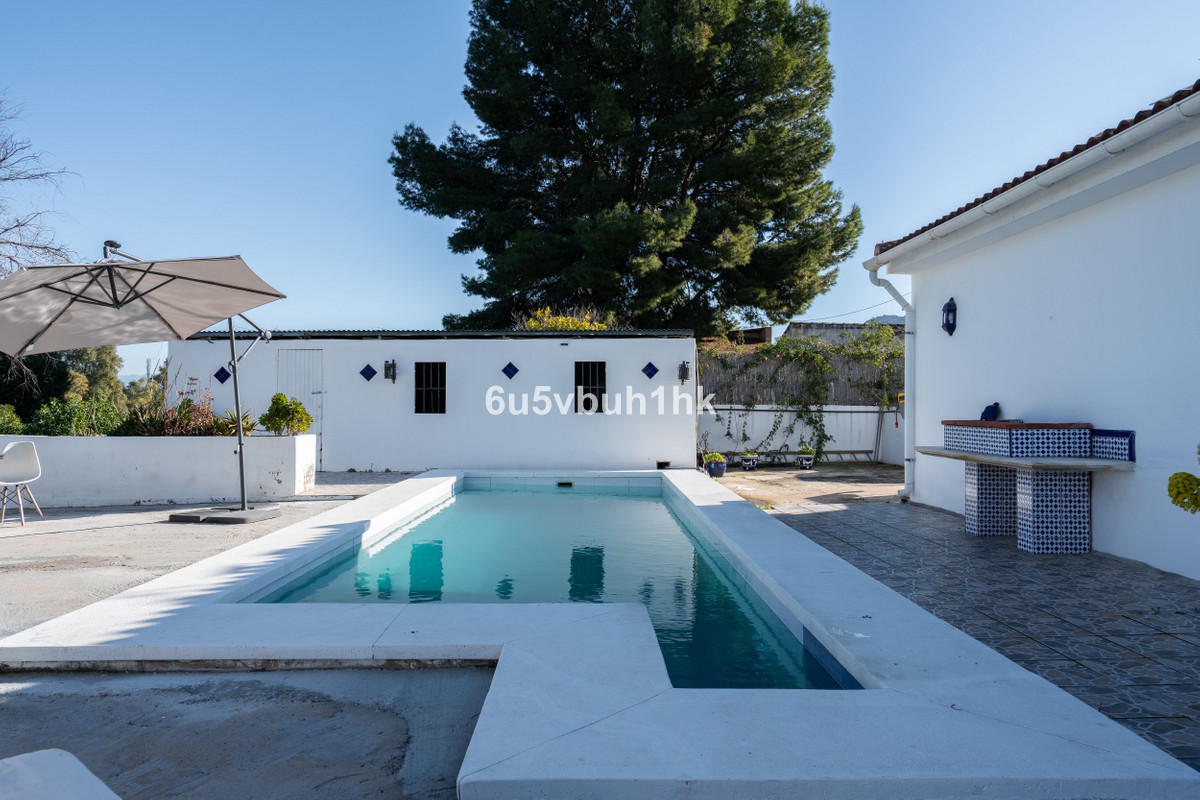 2 Bed Townhouse for sale in Cártama Costa Del Sol, Málaga, Spain