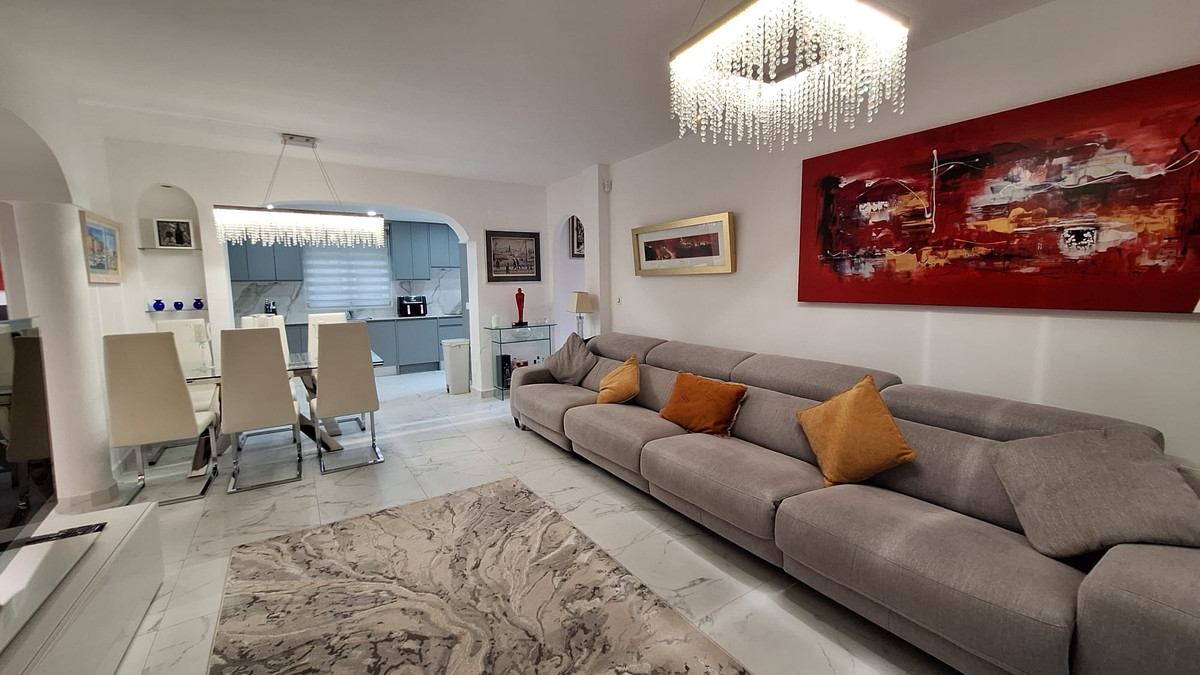 3 Bed Townhouse for sale in Guardamar Del Segura Costa Blanca, Alicante, Spain