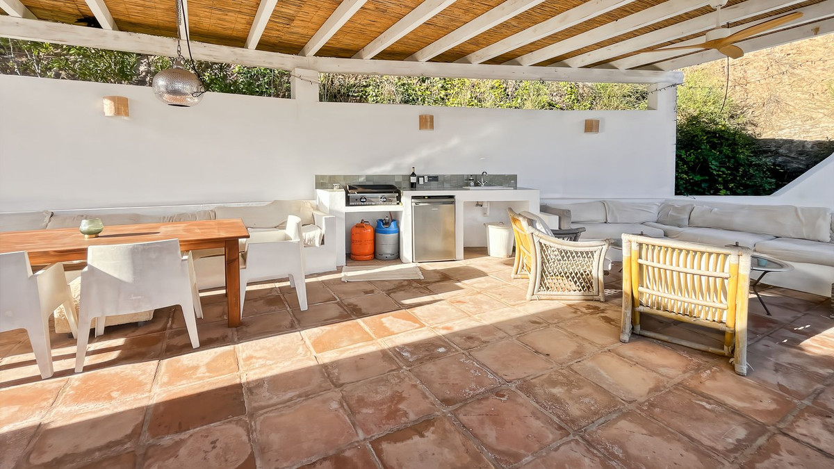 Se vende Bungalow de 3 dormitorios en Costa Del Sol East, Málaga, España