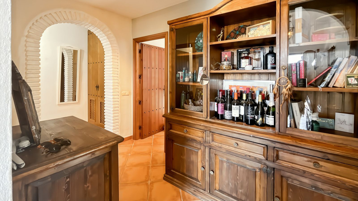 Se vende Bungalow de 3 dormitorios en Costa Del Sol East, Málaga, España