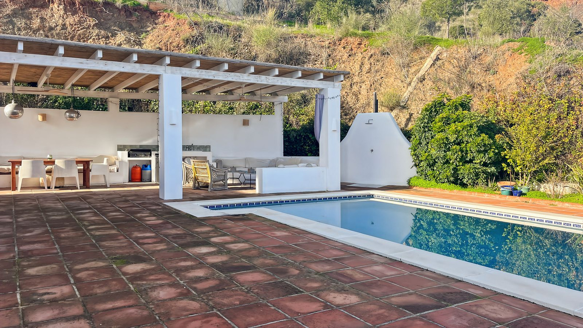 Se vende Bungalow de 3 dormitorios en Costa Del Sol East, Málaga, España