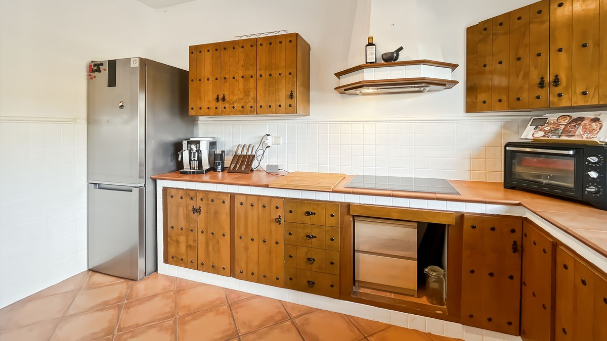 Se vende Bungalow de 3 dormitorios en Costa Del Sol East, Málaga, España