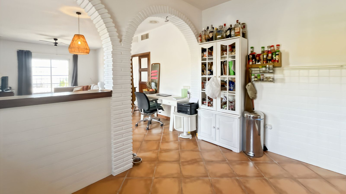 Se vende Bungalow de 3 dormitorios en Costa Del Sol East, Málaga, España