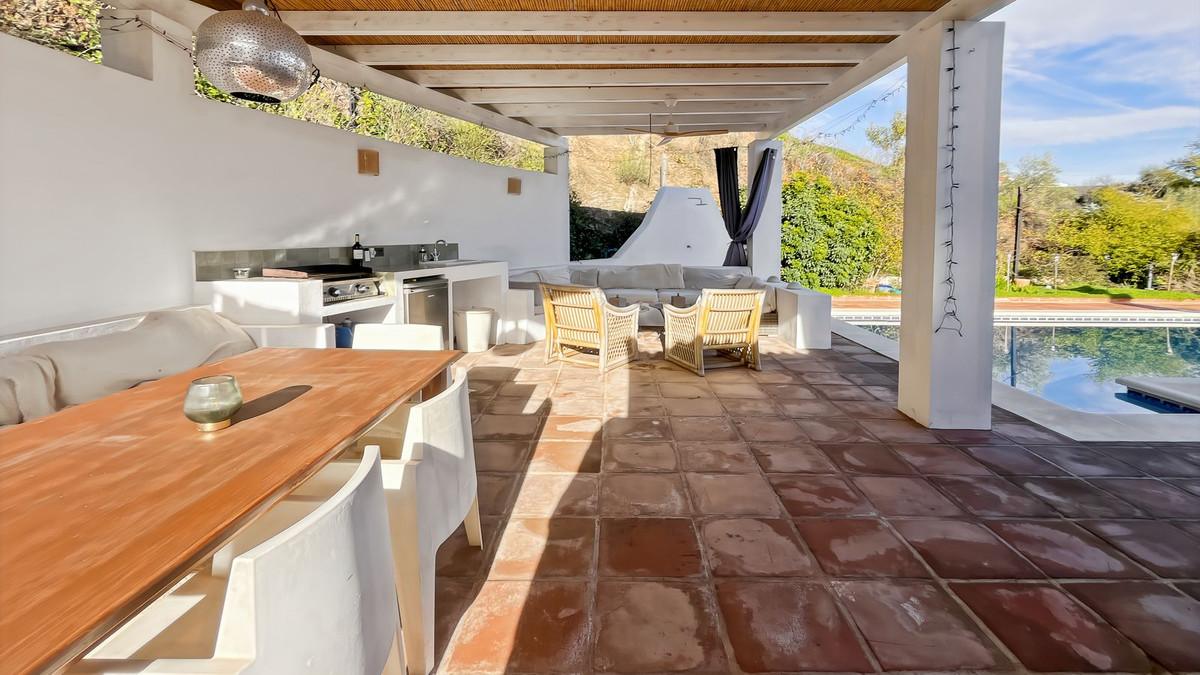 Se vende Bungalow de 3 dormitorios en Costa Del Sol East, Málaga, España