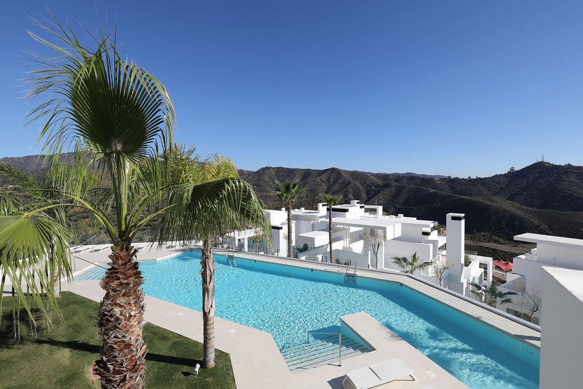 2 Bed Apartment for sale in Ojén Costa Del Sol, Málaga, Spain