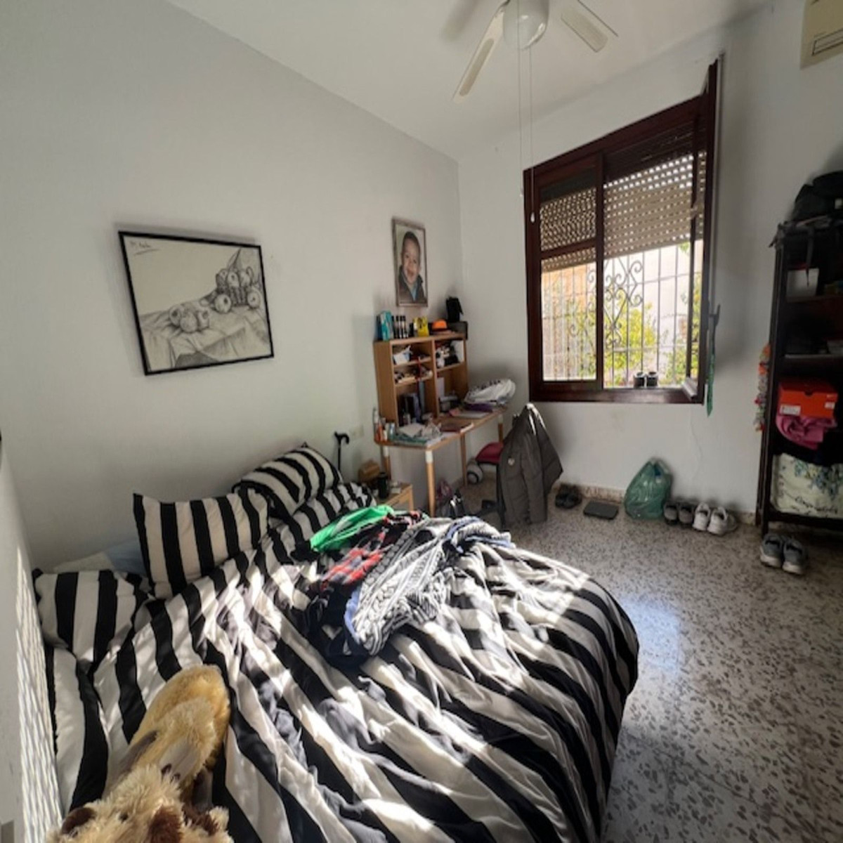 Se vende Villa - Chalet de 6 dormitorios en Málaga Ciudad, Málaga, España