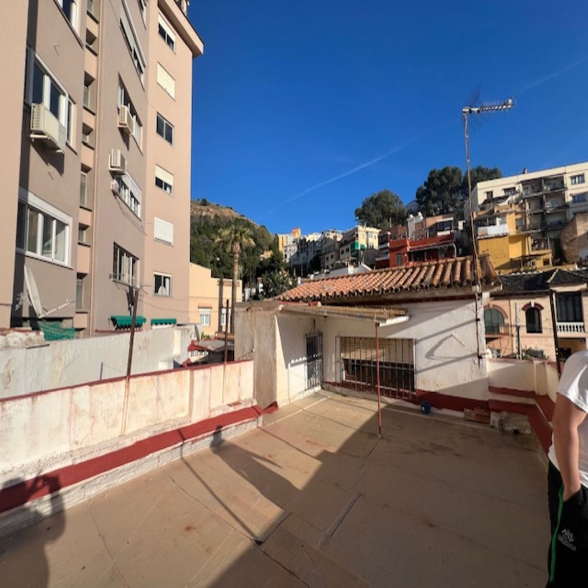 Se vende Villa - Chalet de 6 dormitorios en Málaga Ciudad, Málaga, España