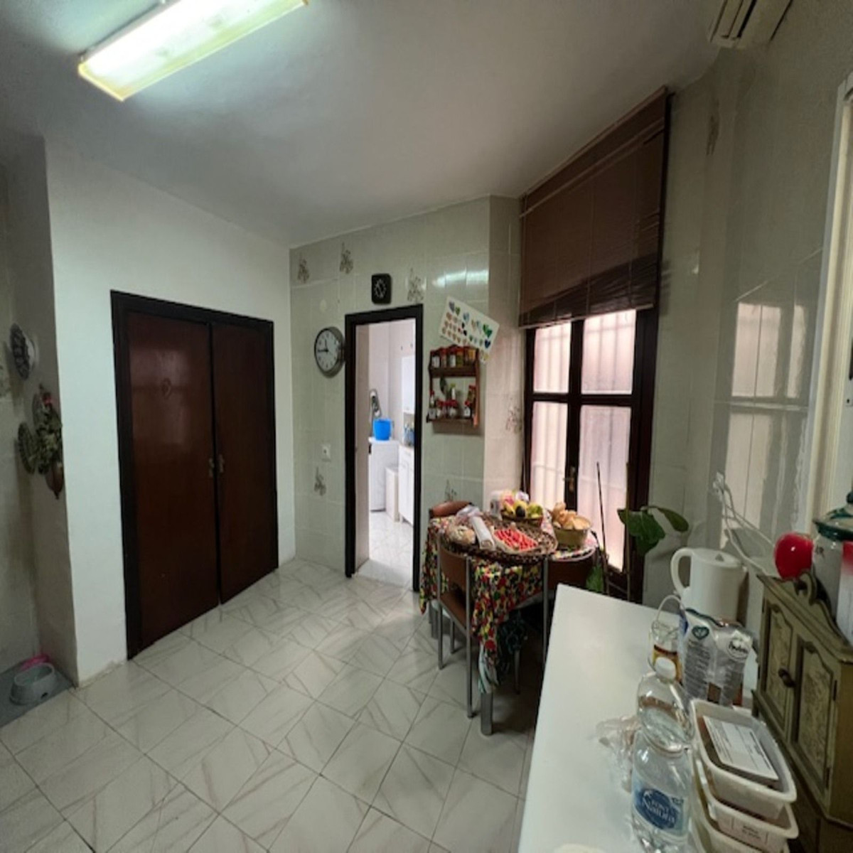 Se vende Villa - Chalet de 6 dormitorios en Málaga Ciudad, Málaga, España