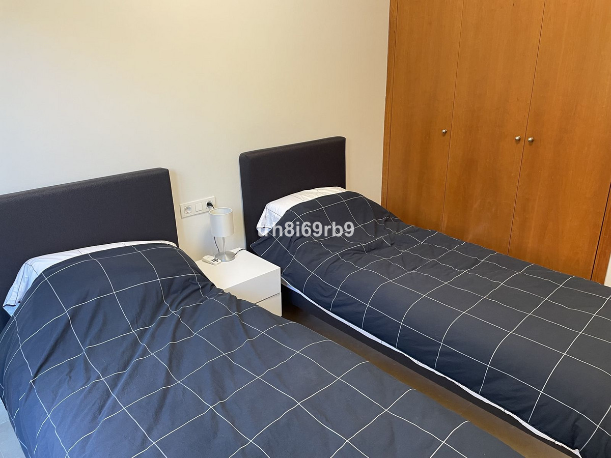 Se vende Pareada de 3 dormitorios en Costa Del Sol, Málaga, España