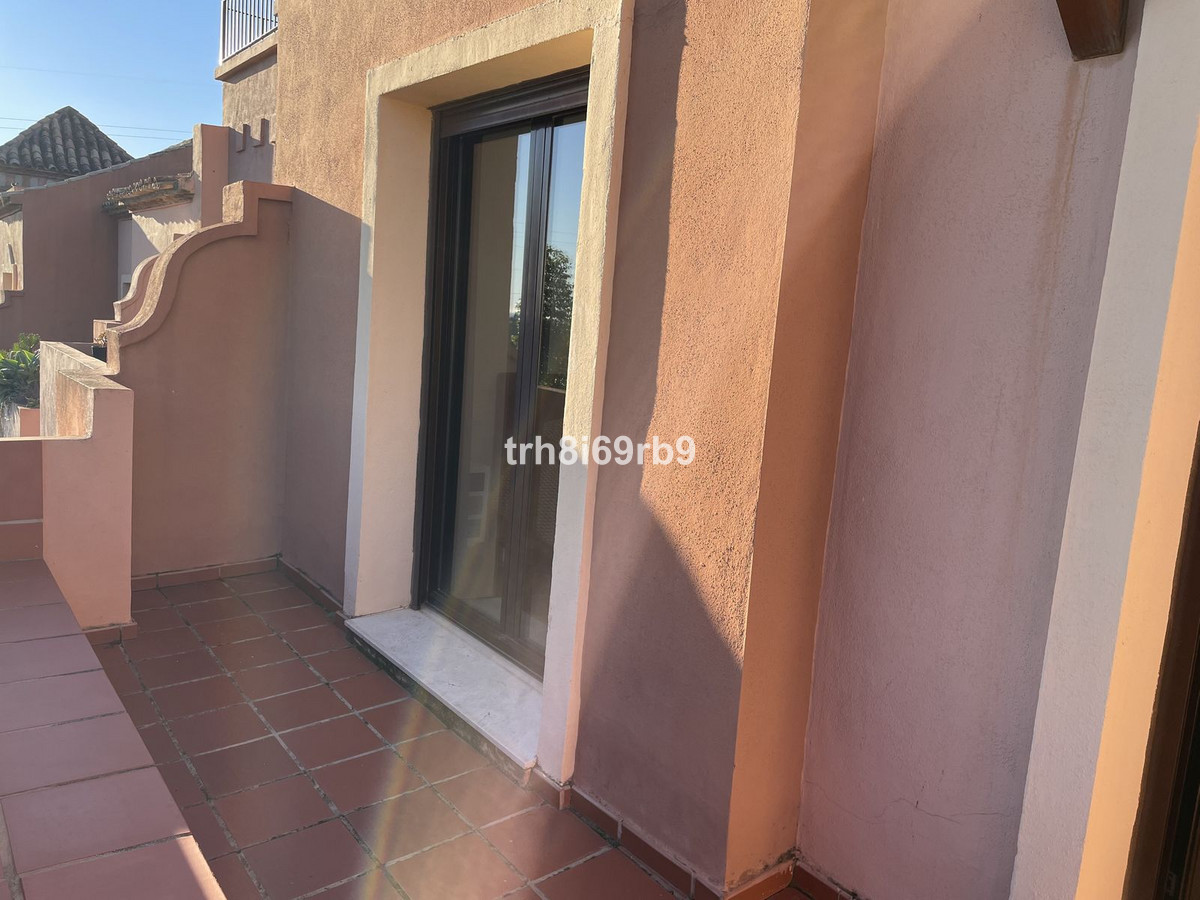 Se vende Pareada de 3 dormitorios en Costa Del Sol, Málaga, España