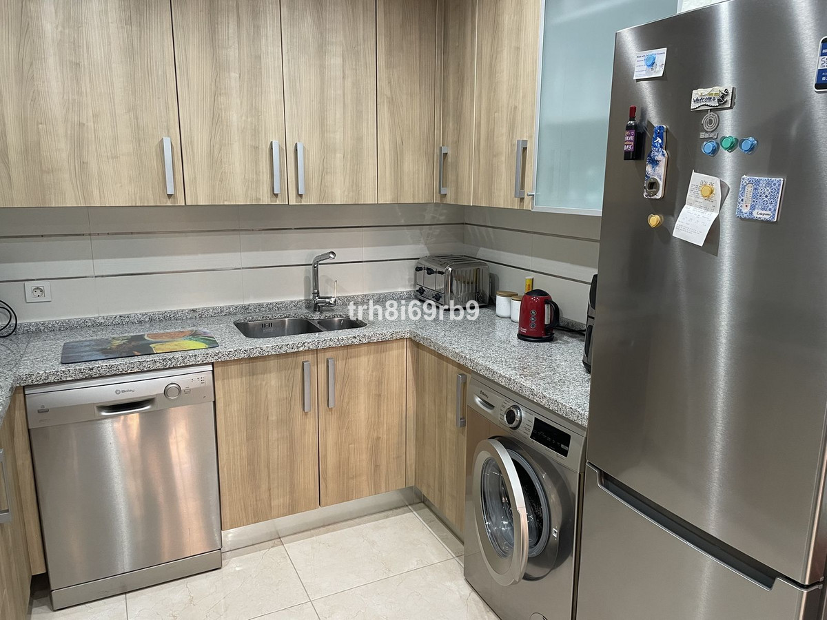 Se vende Pareada de 3 dormitorios en Costa Del Sol, Málaga, España