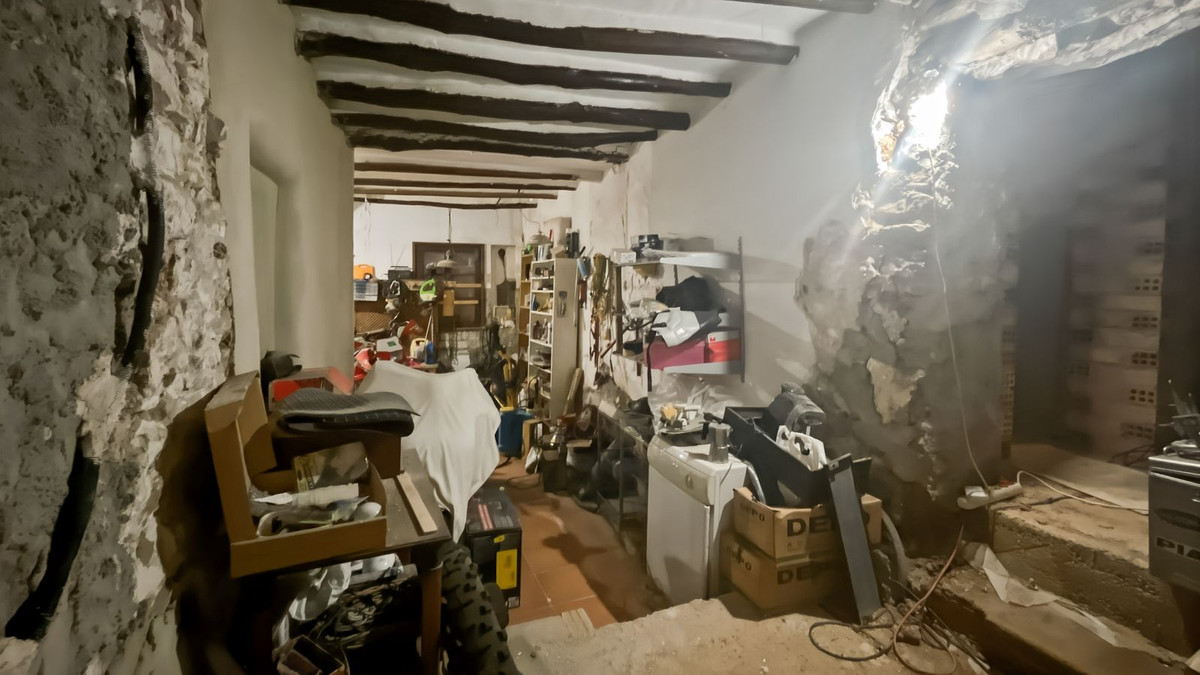 9 Bed Townhouse for sale in Villanueva Del Rosario Costa Del Sol, Málaga, Spain