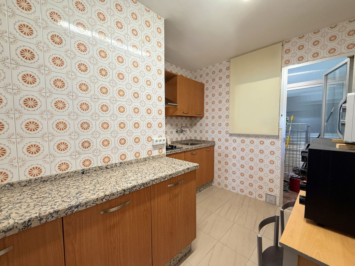 4 Bed Apartment for sale in San Luis De Sabinillas Costa Del Sol, Málaga, Spain