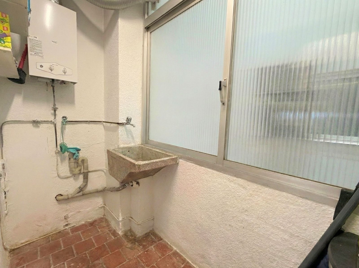 4 Bed Apartment for sale in San Luis De Sabinillas Costa Del Sol, Málaga, Spain