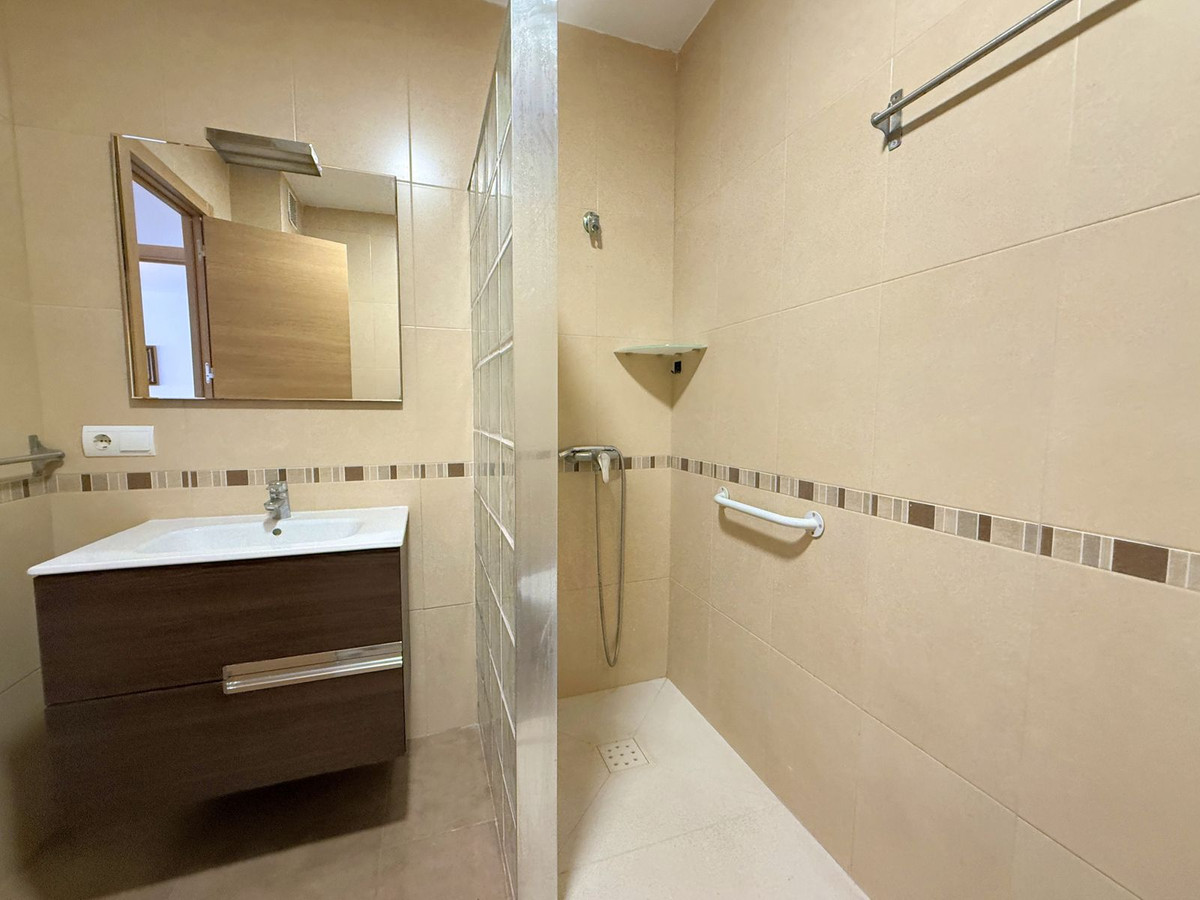 4 Bed Apartment for sale in San Luis De Sabinillas Costa Del Sol, Málaga, Spain