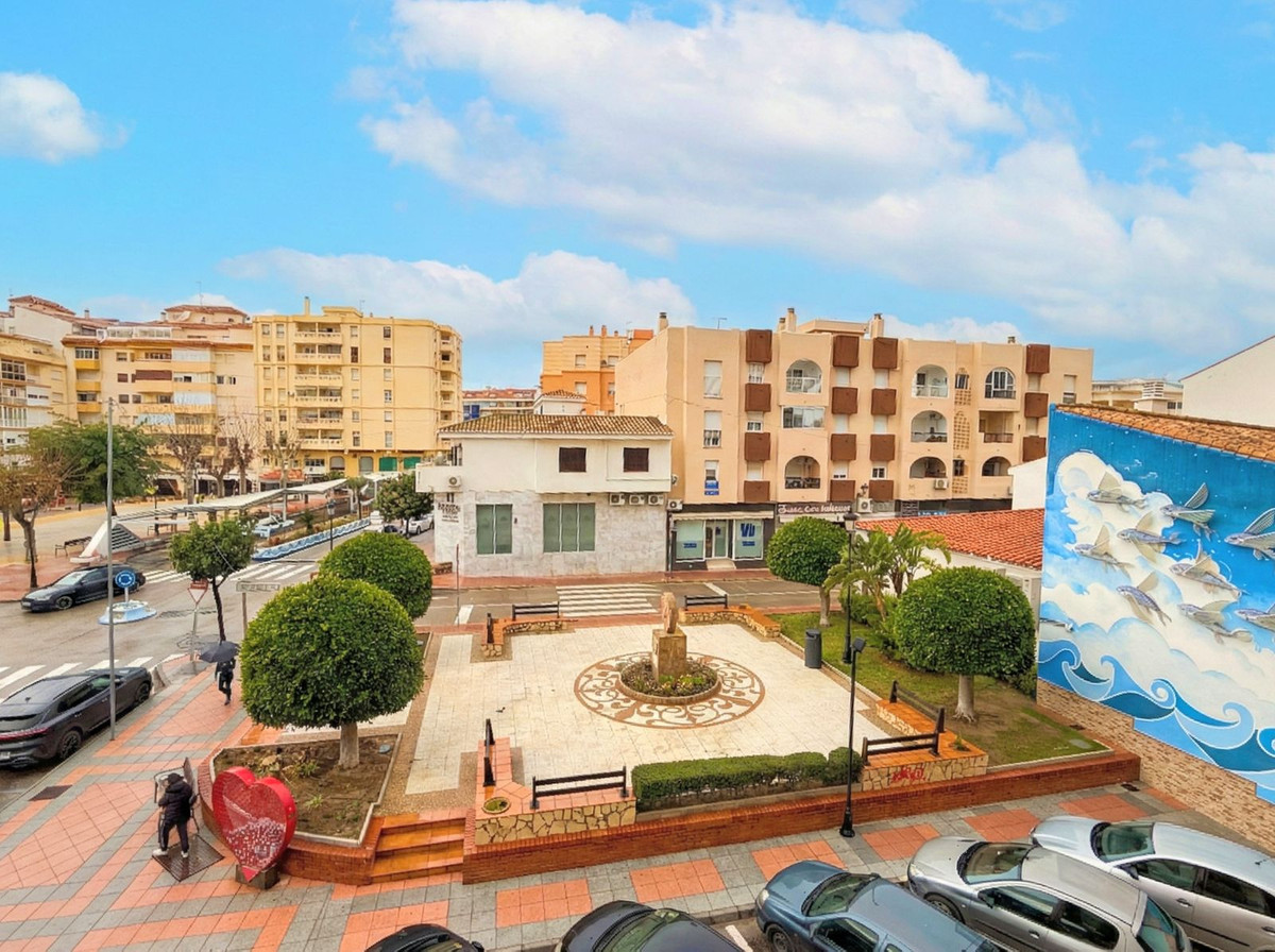4 Bed Apartment for sale in San Luis De Sabinillas Costa Del Sol, Málaga, Spain