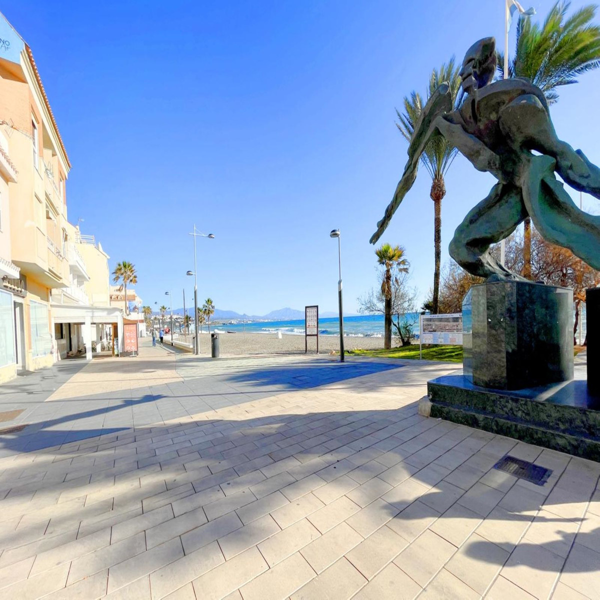 4 Bed Apartment for sale in San Luis De Sabinillas Costa Del Sol, Málaga, Spain