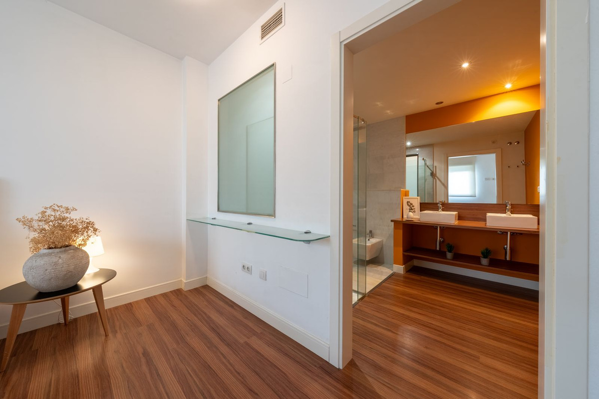 2 Bed Apartment for sale in Marbella Costa Del Sol, Málaga, Spain