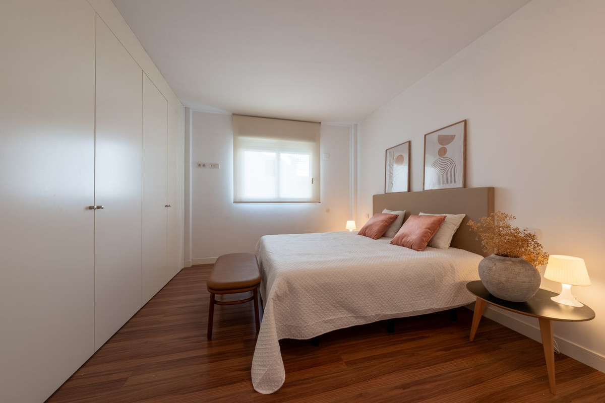 2 Bed Apartment for sale in Marbella Costa Del Sol, Málaga, Spain