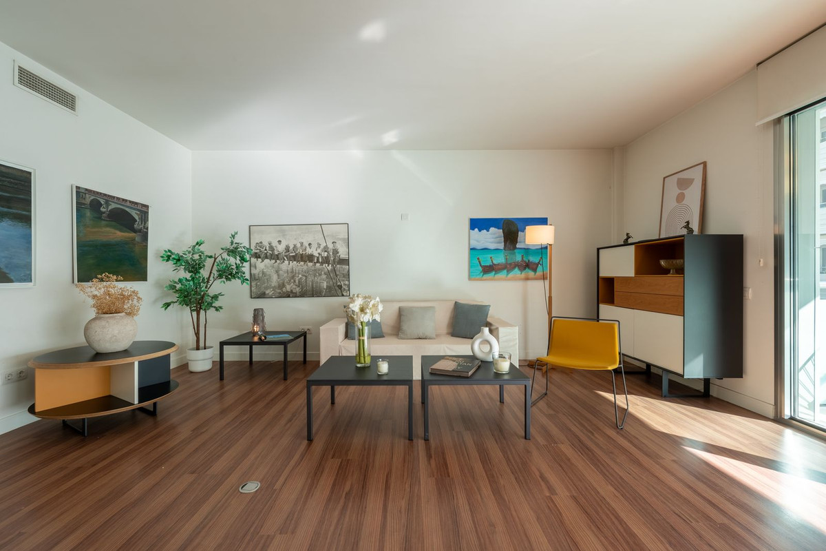 2 Bed Apartment for sale in Marbella Costa Del Sol, Málaga, Spain