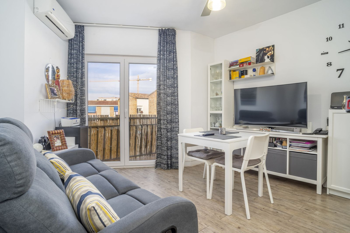 3 Bed Apartment for sale in Fuengirola Costa Del Sol, Málaga, Spain