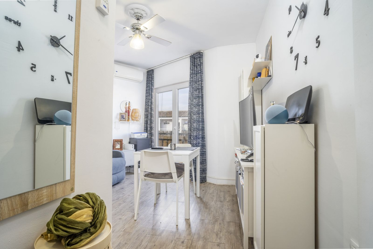 3 Bed Apartment for sale in Fuengirola Costa Del Sol, Málaga, Spain
