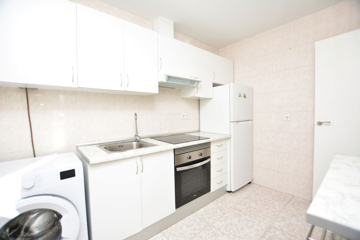 3 Bed Apartment for sale in Marbella Costa Del Sol, Málaga, Spain