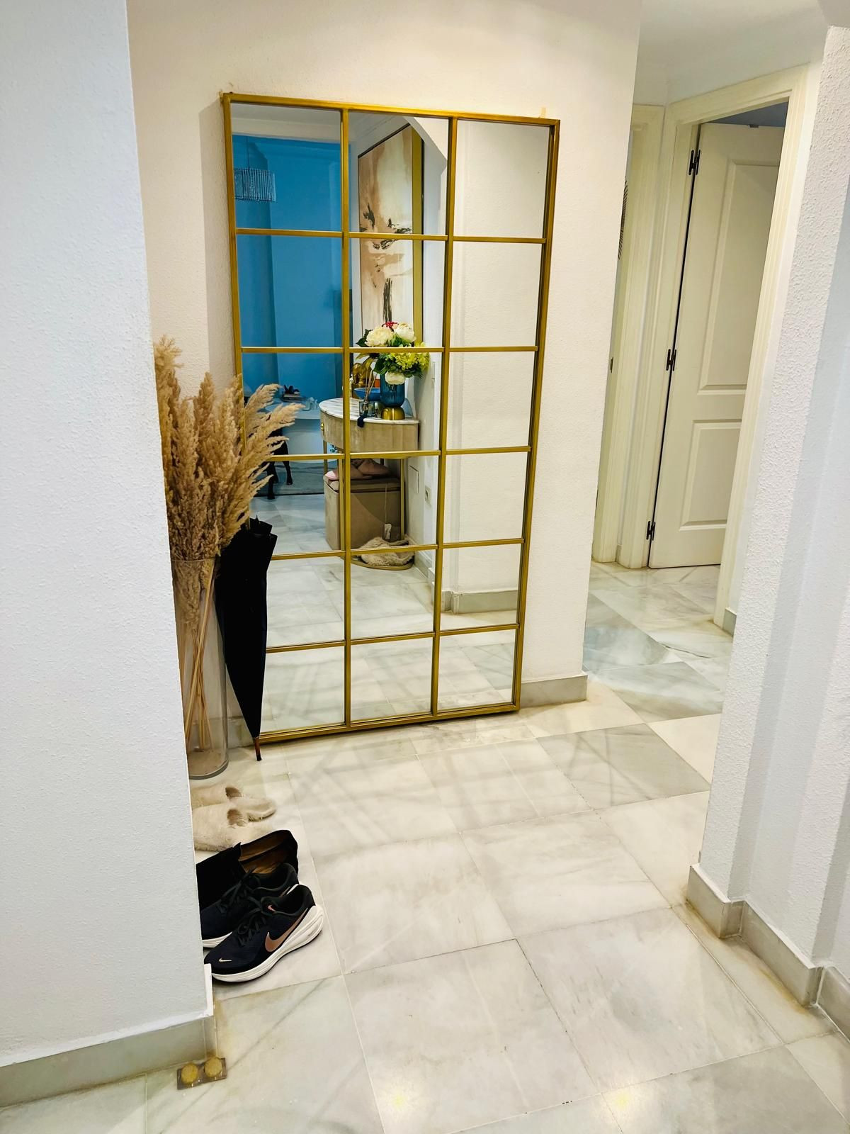 2 Bed Apartment for sale in The Golden Mile Costa Del Sol, Málaga, Spain