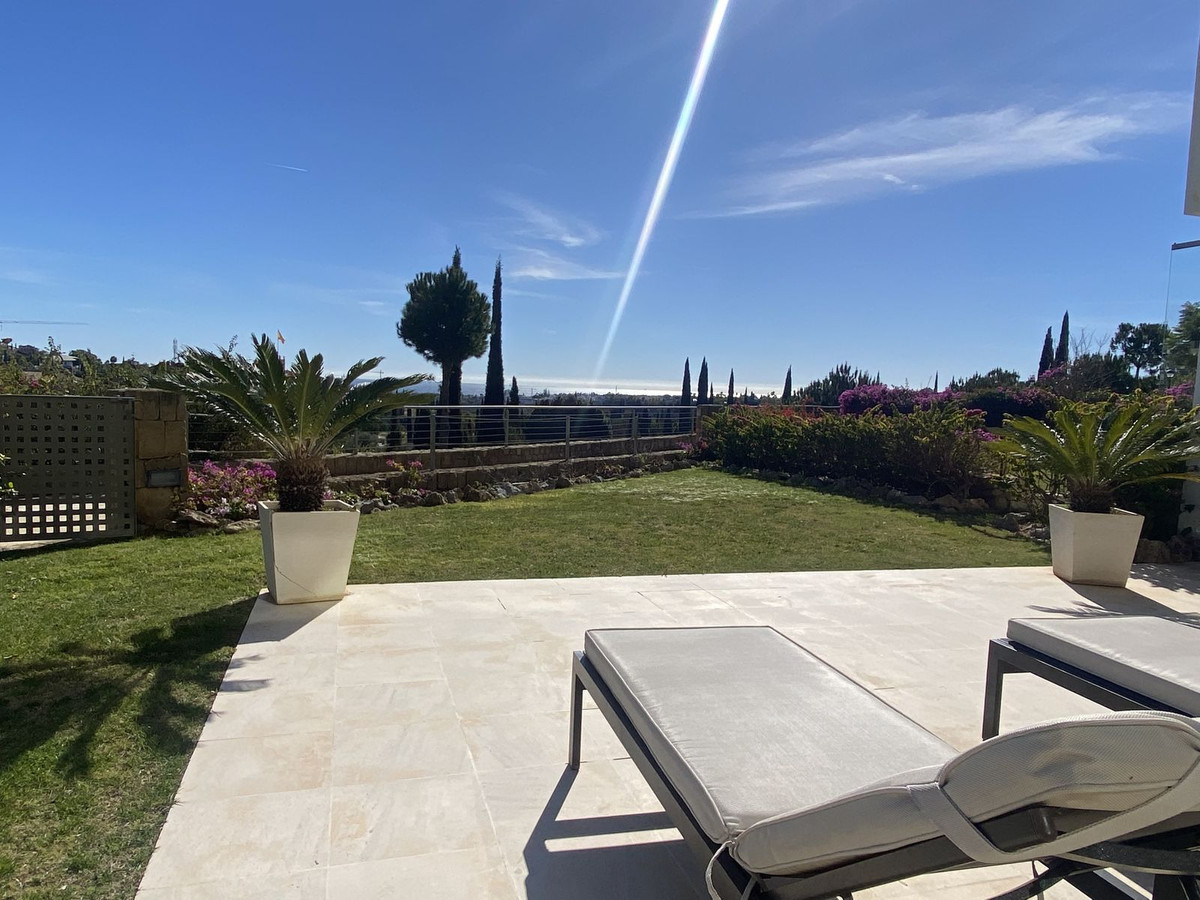 4 Bed Apartment for sale in Los Flamingos Costa Del Sol, Málaga, Spain