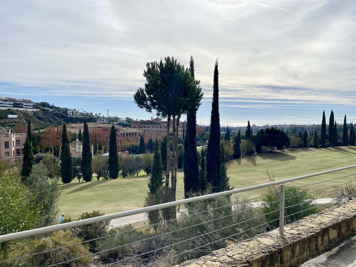 4 Bed Apartment for sale in Los Flamingos Costa Del Sol, Málaga, Spain