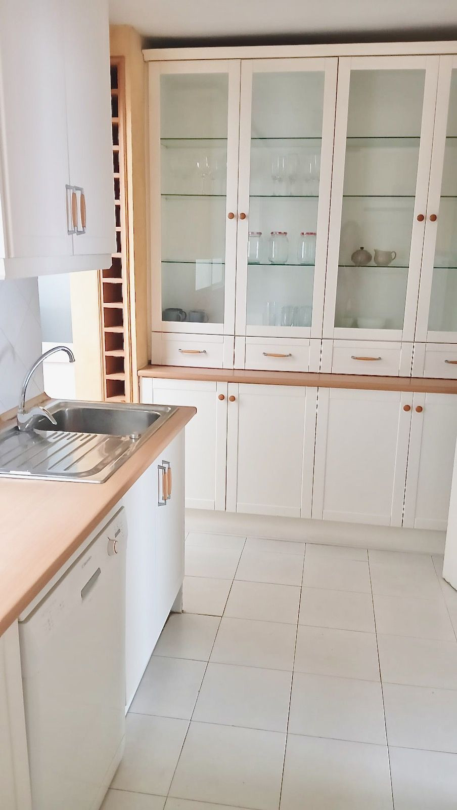 4 Bed Apartment for sale in Marbella Costa Del Sol, Málaga, Spain