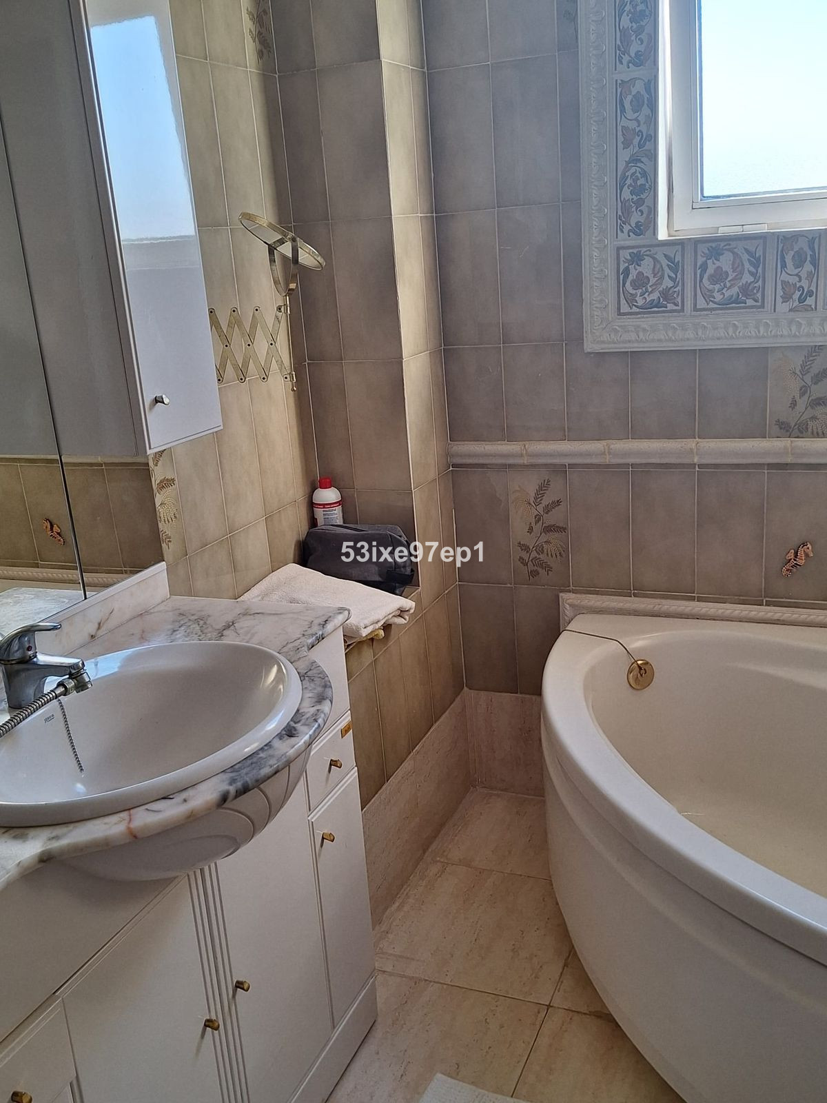 4 Bed Apartment for sale in Fuengirola Costa Del Sol, Málaga, Spain