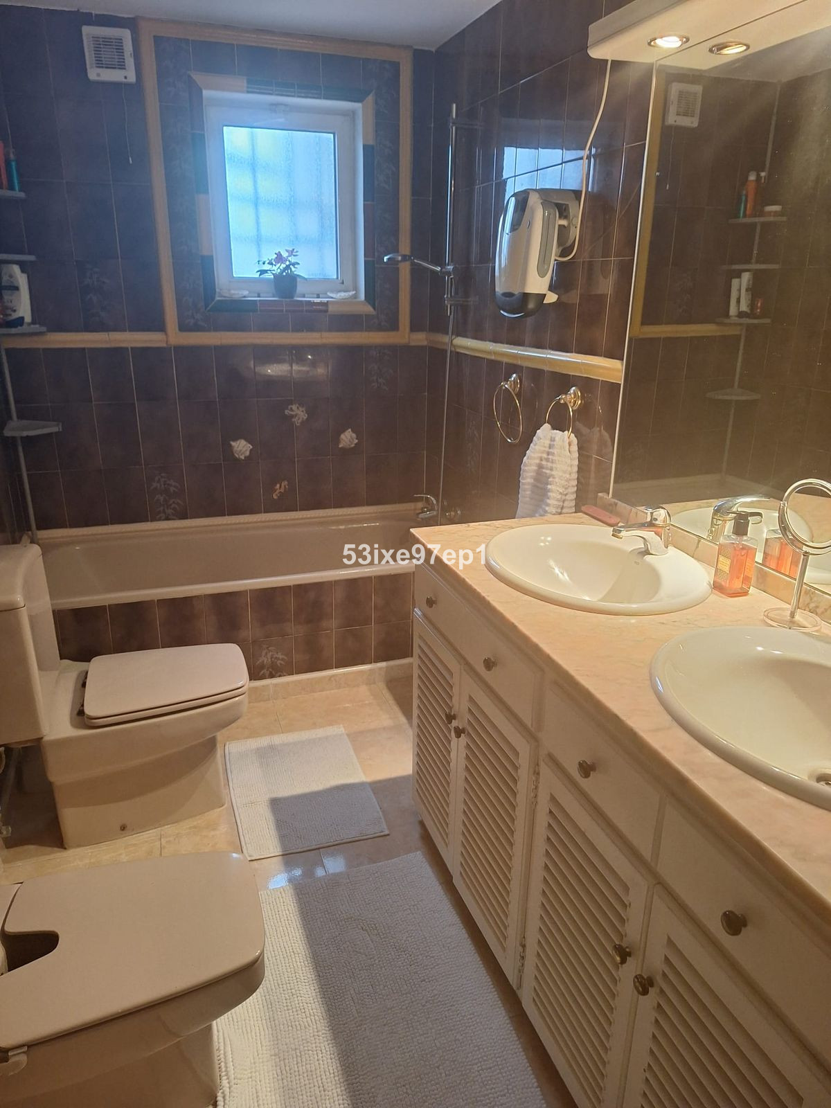 4 Bed Apartment for sale in Fuengirola Costa Del Sol, Málaga, Spain