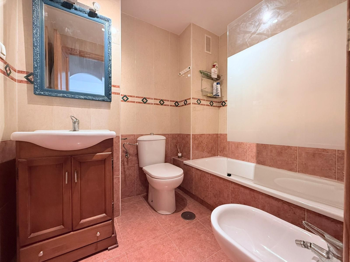 3 Bed Apartment for sale in Alhaurín El Grande Costa Del Sol, Málaga, Spain