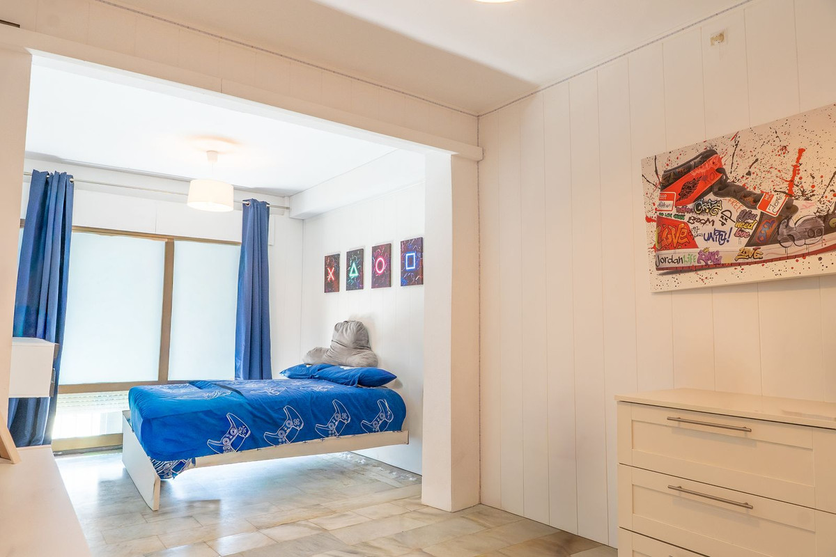 6 Bed Townhouse for sale in Mijas Costa Del Sol, Málaga, Spain