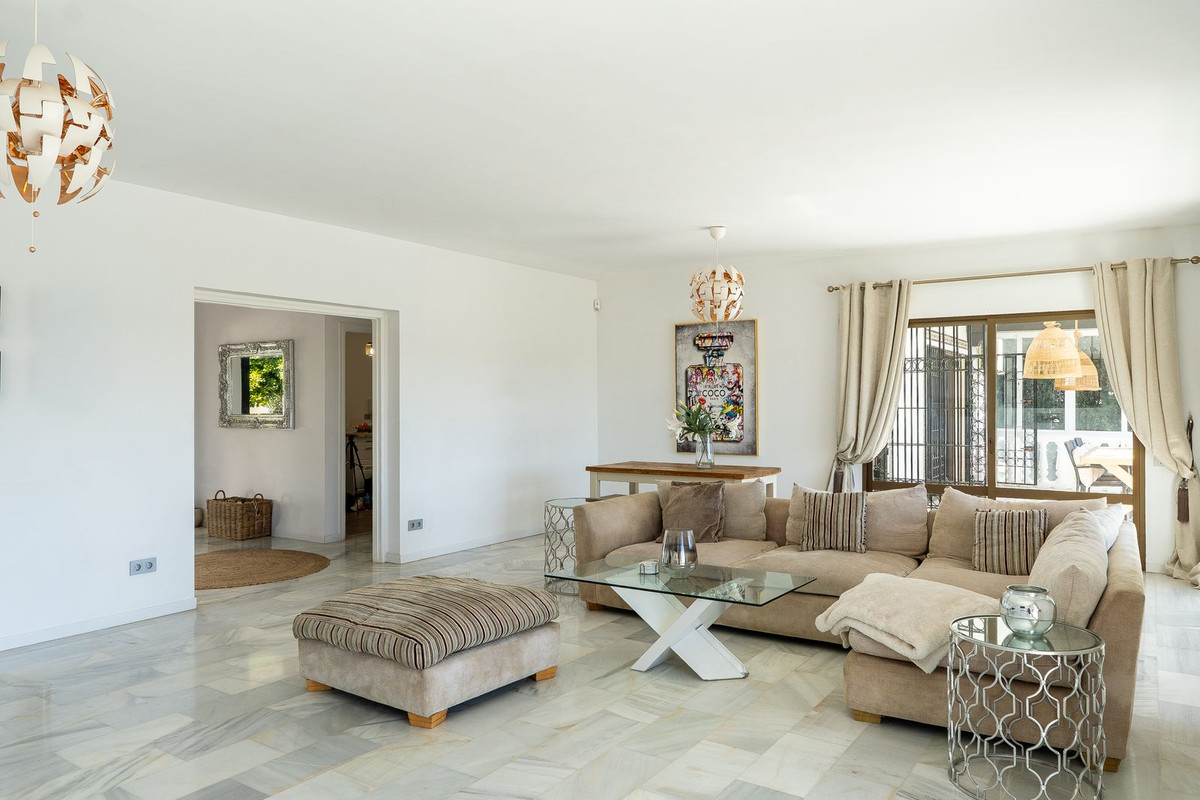 6 Bed Townhouse for sale in Mijas Costa Del Sol, Málaga, Spain